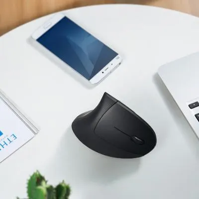 Anker 2.4G Wireless Vertical Ergonomic Optical Mouse